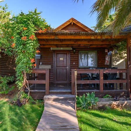 Belfer'S Dead Sea Cabins Неот-Акикар Экстерьер фото