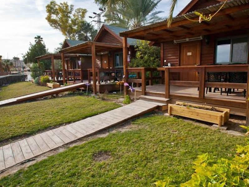Belfer'S Dead Sea Cabins Неот-Акикар Экстерьер фото