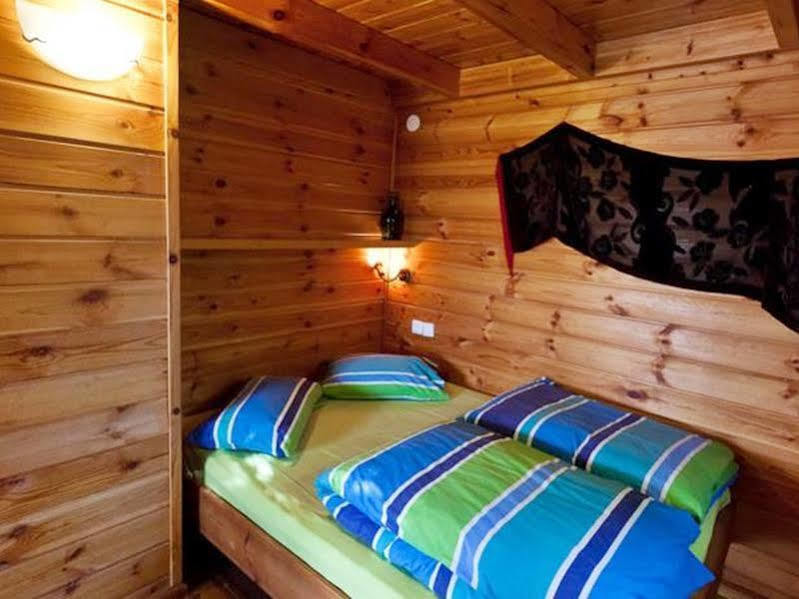 Belfer'S Dead Sea Cabins Неот-Акикар Экстерьер фото